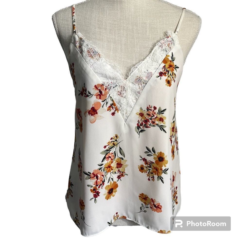 Socialite Cream Floral Lace Cami Tank Top Small - Picture 2 of 10